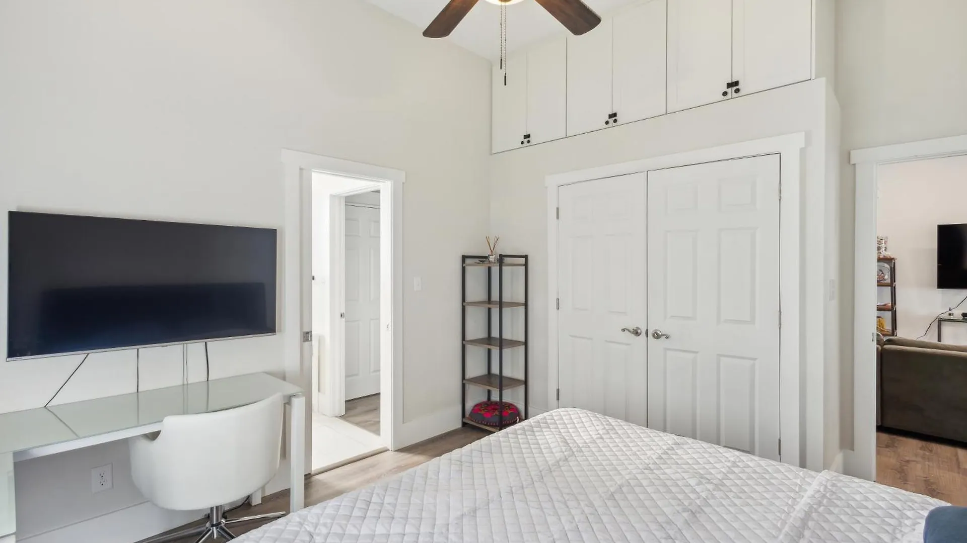 Historic 1918 Tampa Home With Modern Comforts & Charm Home 0*,  США